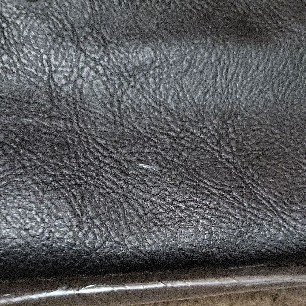 Thirty-One Black Shoulder Bag with Embroidered Ostrich - Picture 4 of 4